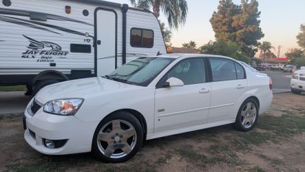 2007 Chevy Malibu SS  with Sun roof 6 cylinder
