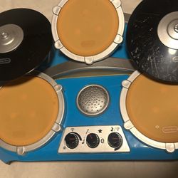 Little Tykes toy drum set with drum sticks 
