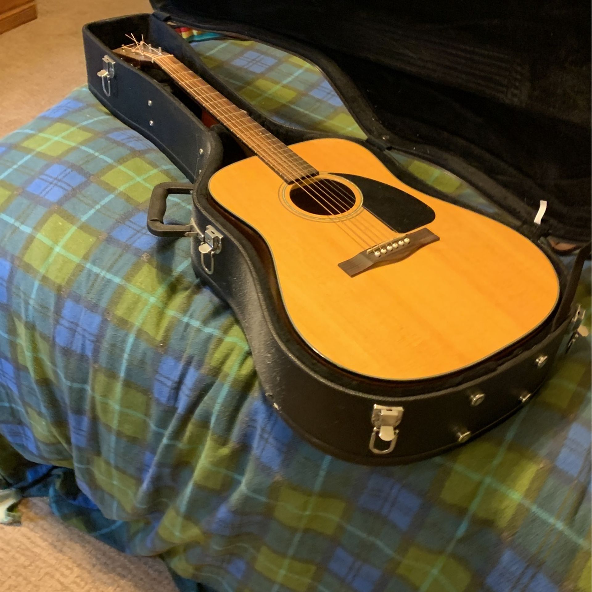 Fender Acoustic Guitar