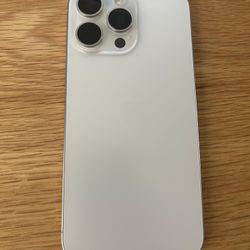 Iphone 15 Pro Max (Excellent Condition)