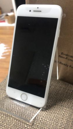 iPhone 8 factory unlock