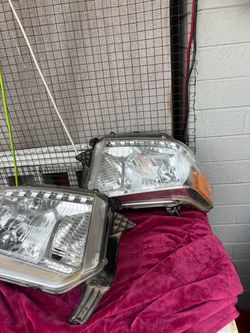 OEM Truck Headlight Assembly Pair