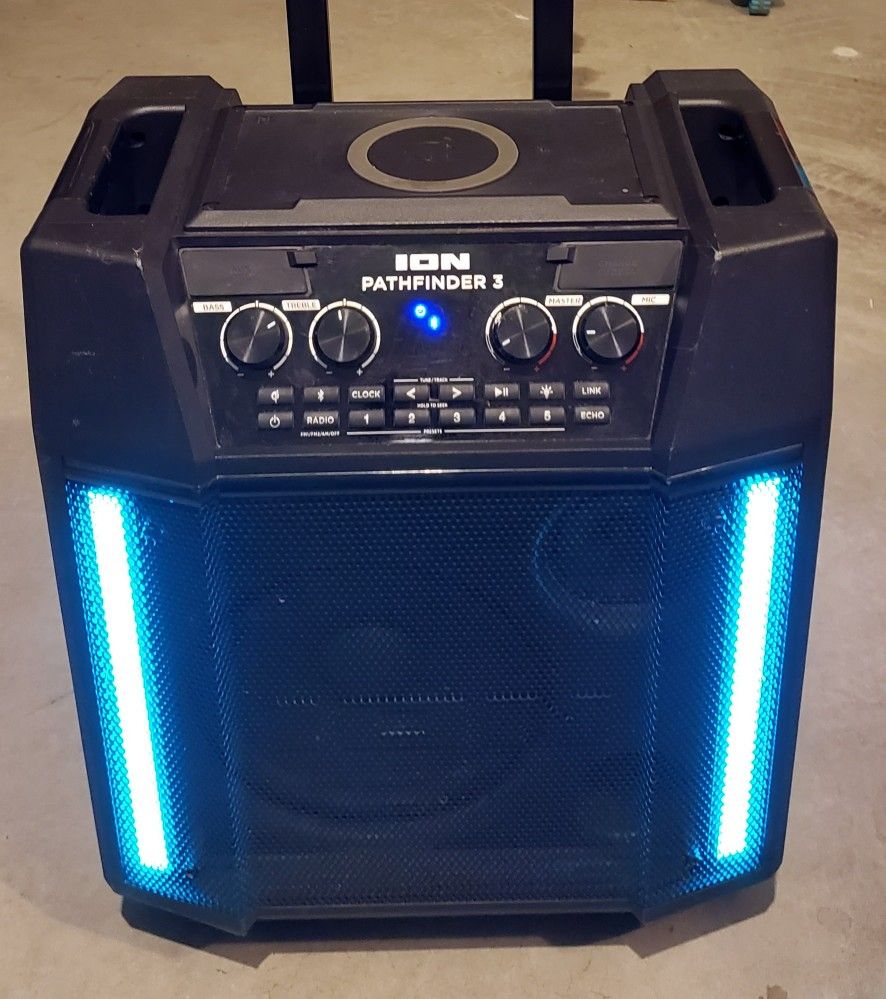 ION Pathfinder 3 Bluetooth Portable Speaker iPA117C for Sale in Las