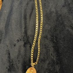 Gold plated chain with pendant
