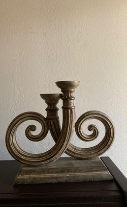 Baroque candle holder stand