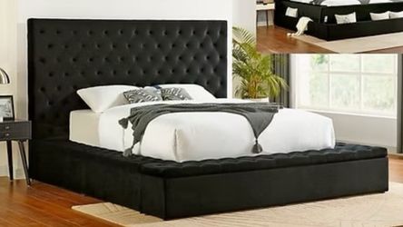 Black Velvet Queen Platform bed with Storage!
