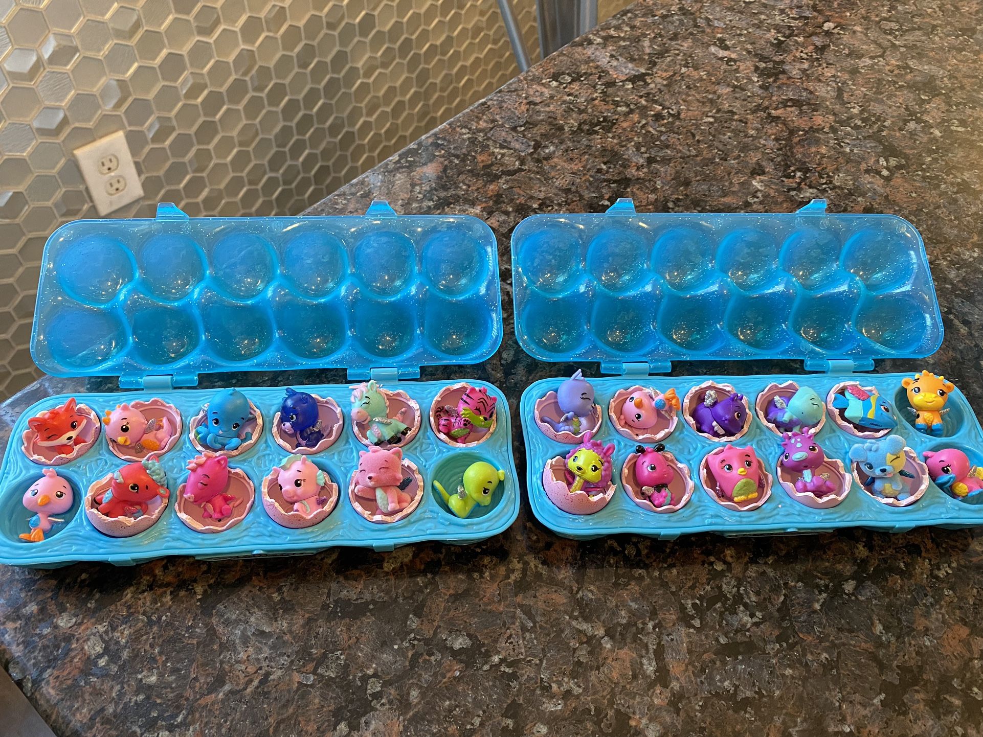 HATCHIMALS COLLEGGTIBLES FIGURES HATCHIMAL FIGURINES