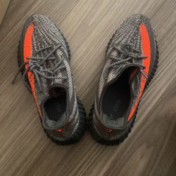 Yeezy Boost 350 V2 Carbon Beluga (Size 9.5)