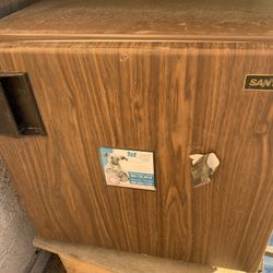 Mini Fridge 