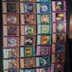 YuGiOh Card Lot Yugis Legendary Deck