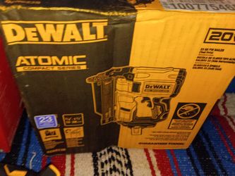DeWalt 23ga pin nailer