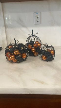 Set Of Wire Halloween Pumpkins