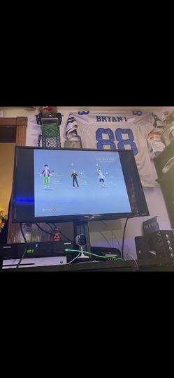 White Xbox One With 5 Or 6 Games One Controller