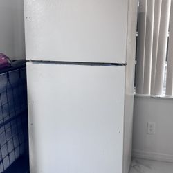 Refrigerator/Freezer