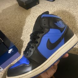 Jordan’s 1 Size 9y 