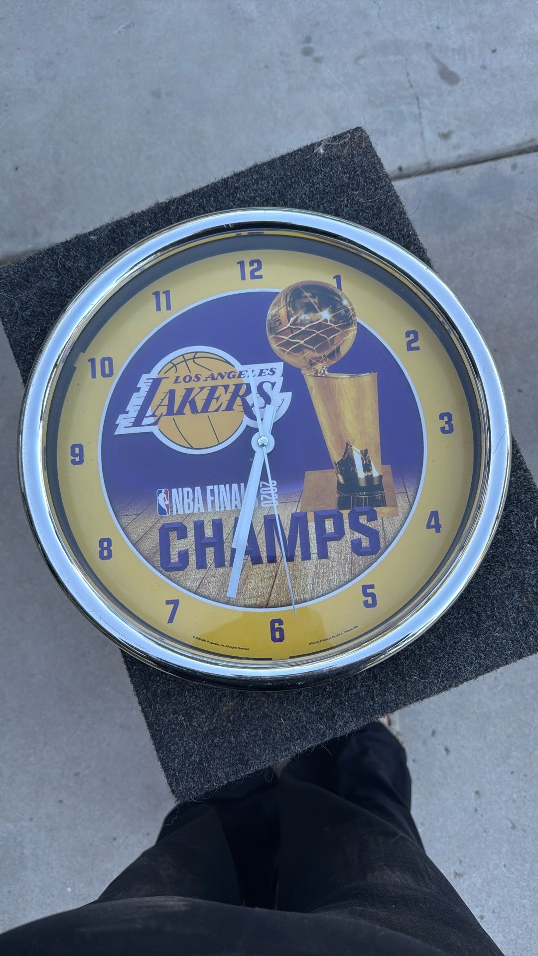 Lakers Clock