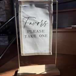 Wedding Favor Stand 