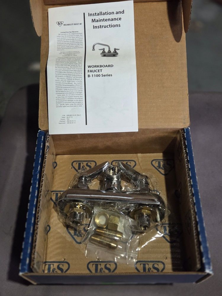 T&S B-1115-LN Faucet Workboard, 1/2" IPS Thread, 4" Centers, Wall Mount