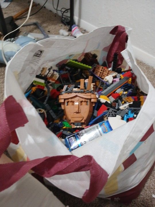 Legos From 39 Different Sets