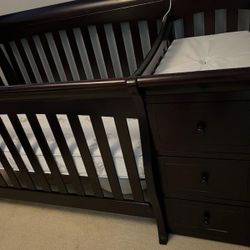 Nice Crib