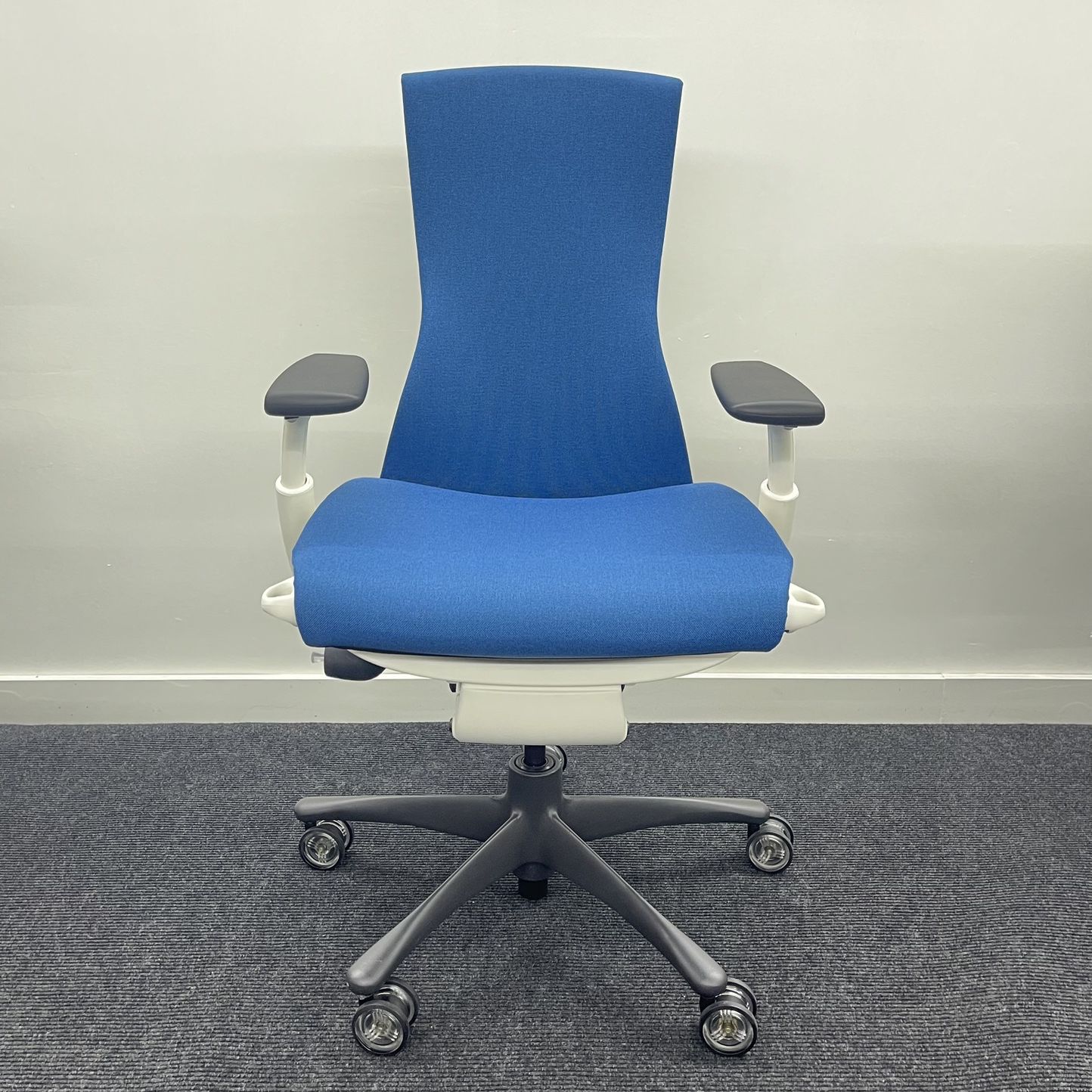 BRAND NEW HERMAN MILLER BLUE GROTTO EMBODY OFFICE CHAIR  🚚🚚DELIVERY AVAILABLE🚚🚚