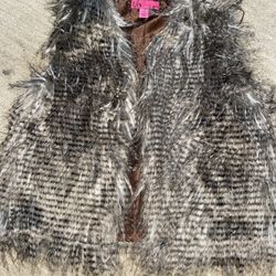 Girls Furry Vest
