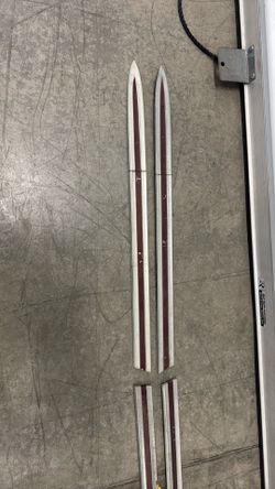 64 Ford Moldings
