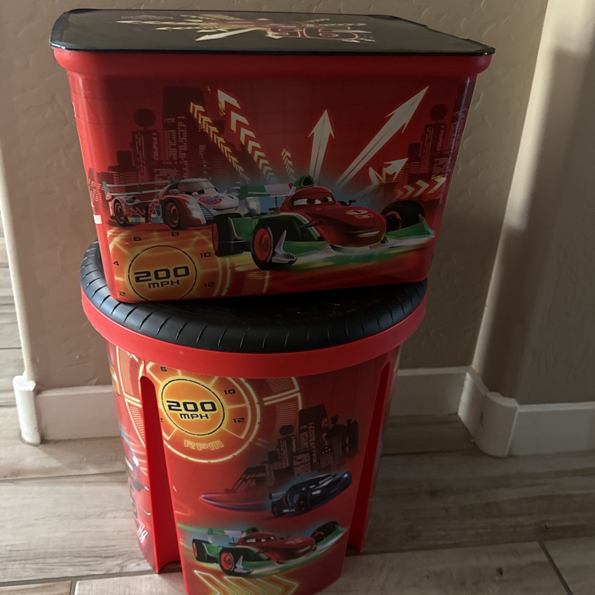Pixar World of Cars CURVER Disney Cars Red Barrel Plastic Storage Bin