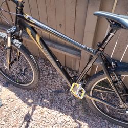 Specialized Hard Rock Mountain Bike 