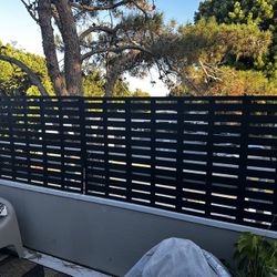 Outdoor Screens (set)