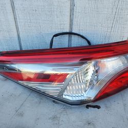 Toyota Camry Tail light 2018-2020 OEM
