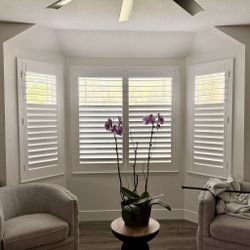 Plantation Shutters (FREE ESTIMATES & SAME DAY PRICING)- Custom, Wood, Interior Window Treatments, Coverings. Persianas de Madera. Se Habla Espanol.