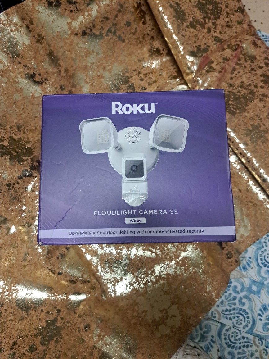 ROKU FLOODLIGHT CAMERA SE WIRED