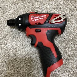 Milwaukee 2401-20 M12 12-Volt Lithium-Ion Cordless 1/4 in. Hex Screwdriver (Tool-Only)