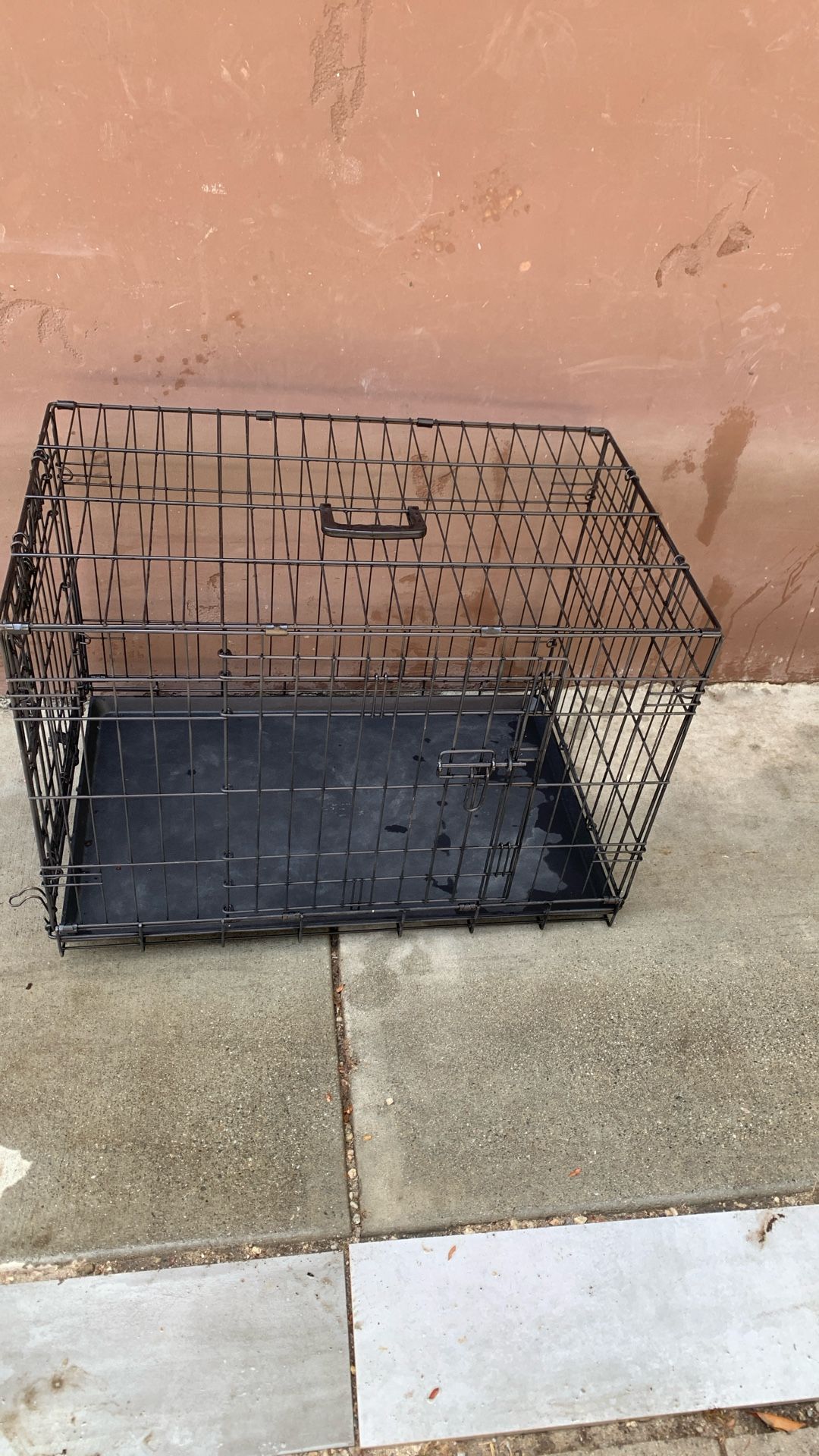 Dogs Cage 2 Doors Size 19 X 30 & 21 Inch High. For Medium Dog