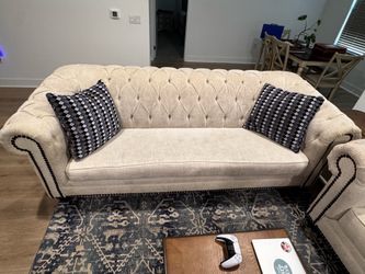 Cream Chesterfield Tufted Sofa & Loveseat Set – Nailhead Trim
