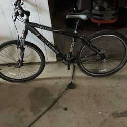 Trek 4300 Mountain Bike 16’’ 