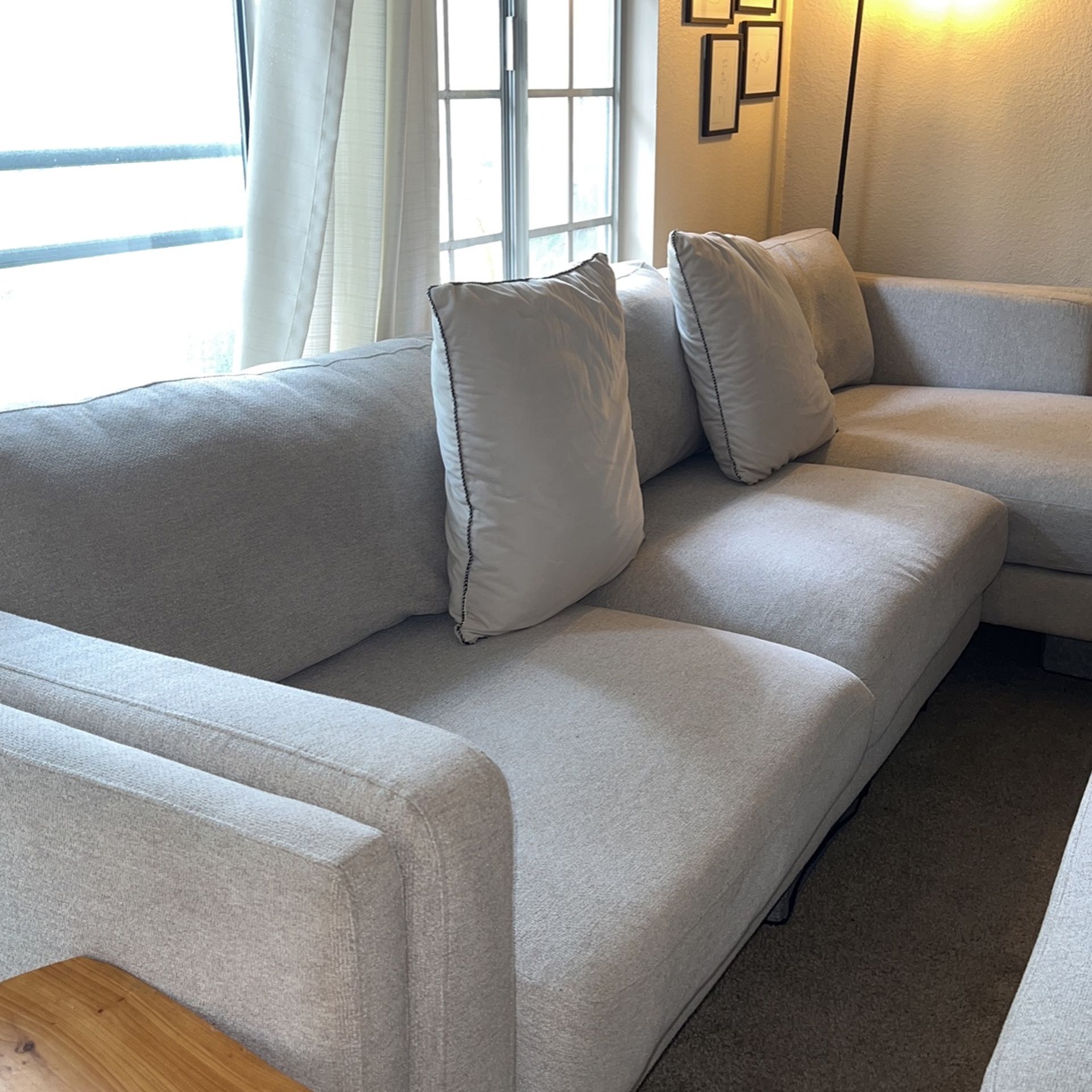 Living Spaces Sofa 🛋️ Aries Seal 117" 2 Piece Sectional with Right Arm Facing Chaise & Cocktail Ottoman
