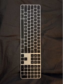 Apple keyboard