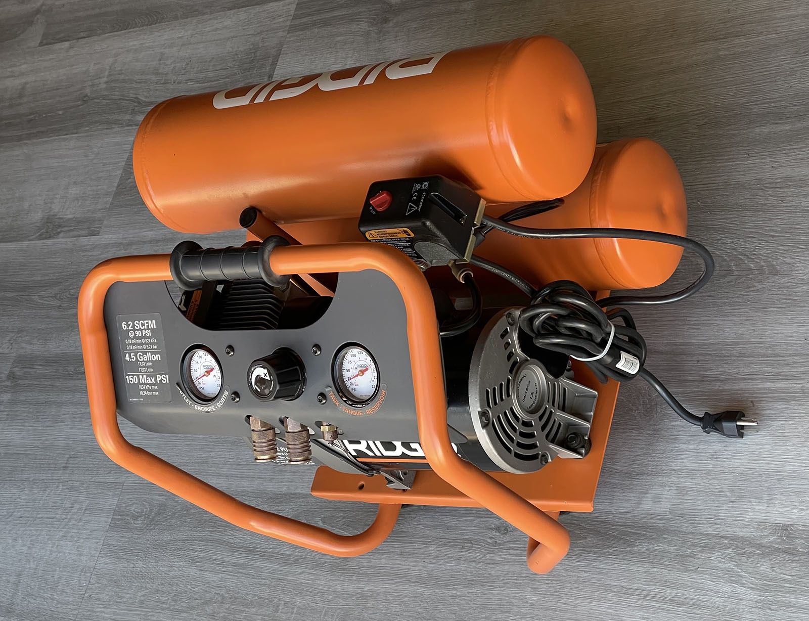 Ridgid Stack RIDGID Twin Stack Oil-Free 4.5 Gal Portable Air Compressor Model ...