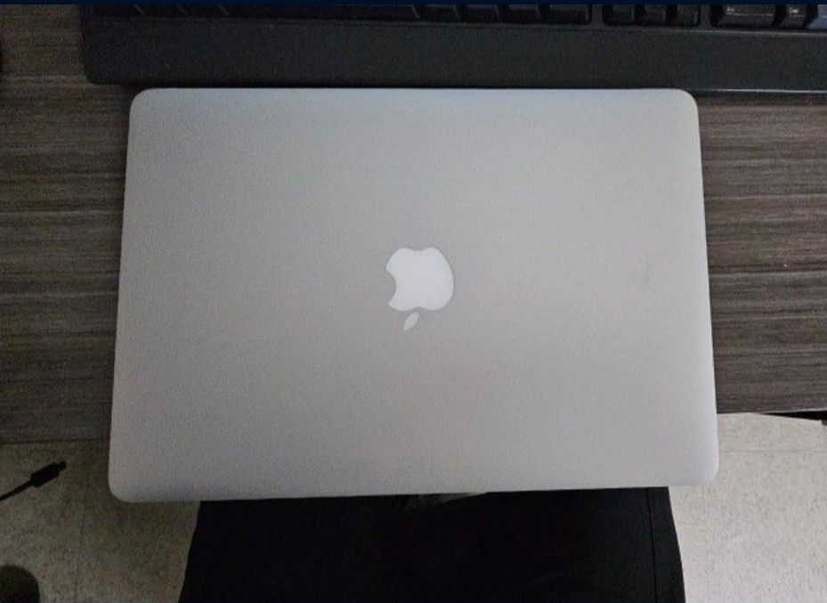MacBook Air 13 Inch 128GB