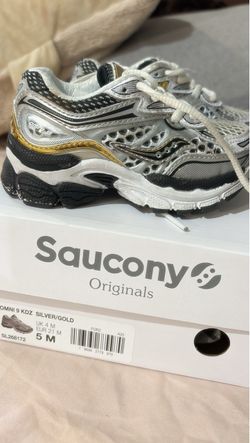 Saucony toddler size 5
