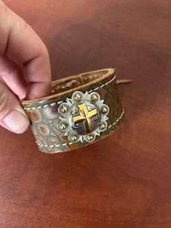 Cowgirl western rodeo women’s cuff bracelet