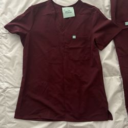 Garde Malade Burgundy Scrub Set 