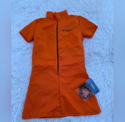 Women’s prison costume