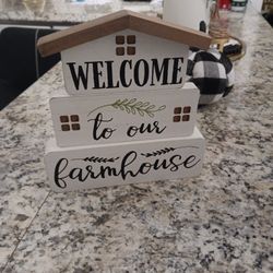 Farmhouse Sign