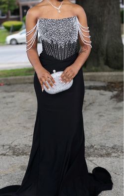 Black and silver prom dress, only wore once !