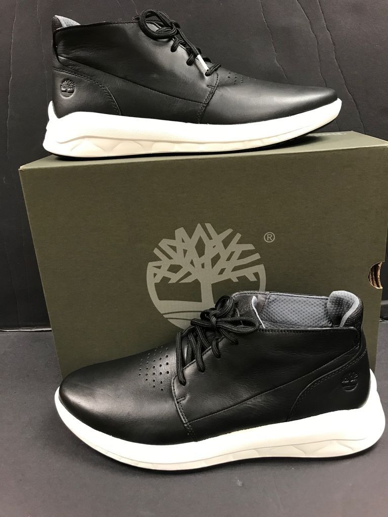 NEW TIMBERLAND SHOES AVAILABLE ON SIZES 8.5 AND 10 FOR MEN NUEVOS 