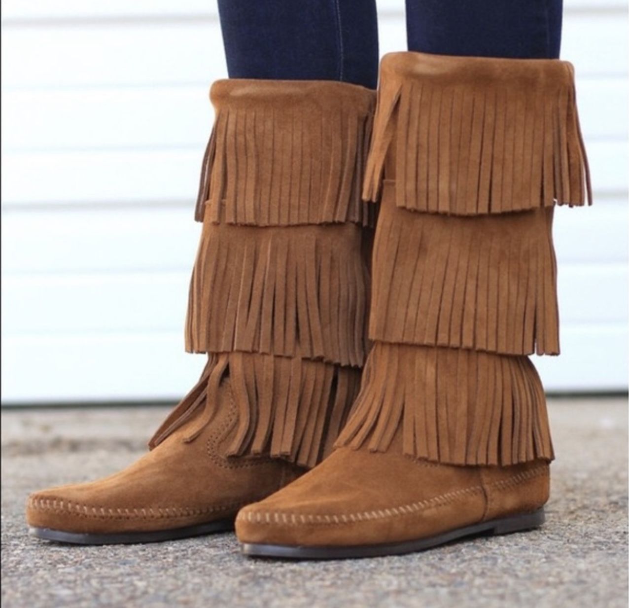 Minnetonka Fringe Boots Women Size 7