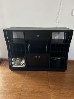 Brown Bar Furniture (great condition)